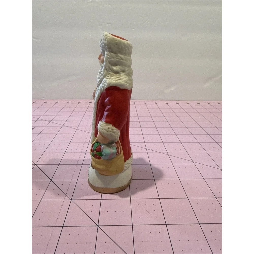 Vintage 1908 Belgium Old World Santa Hand-Painted Ceramic Figurine Christmas‎